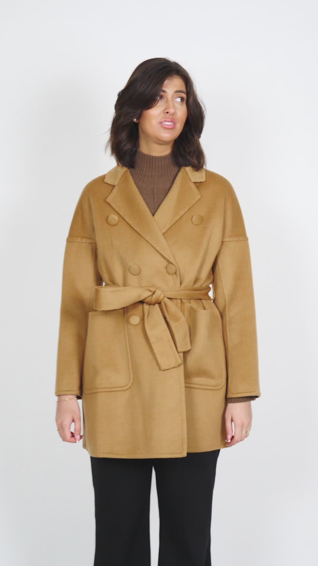Heda, 85 cm. - Collar - Wool jacket - Women - Camel