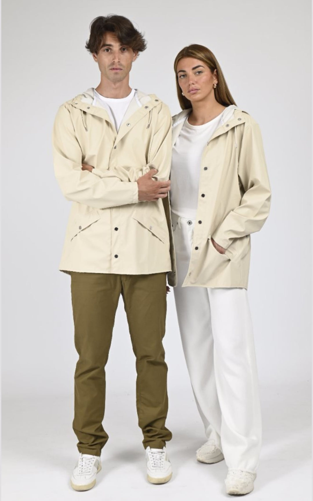 Veste Textile Mixte Rains, modèle 12010 jacket de couleur beige / taupe