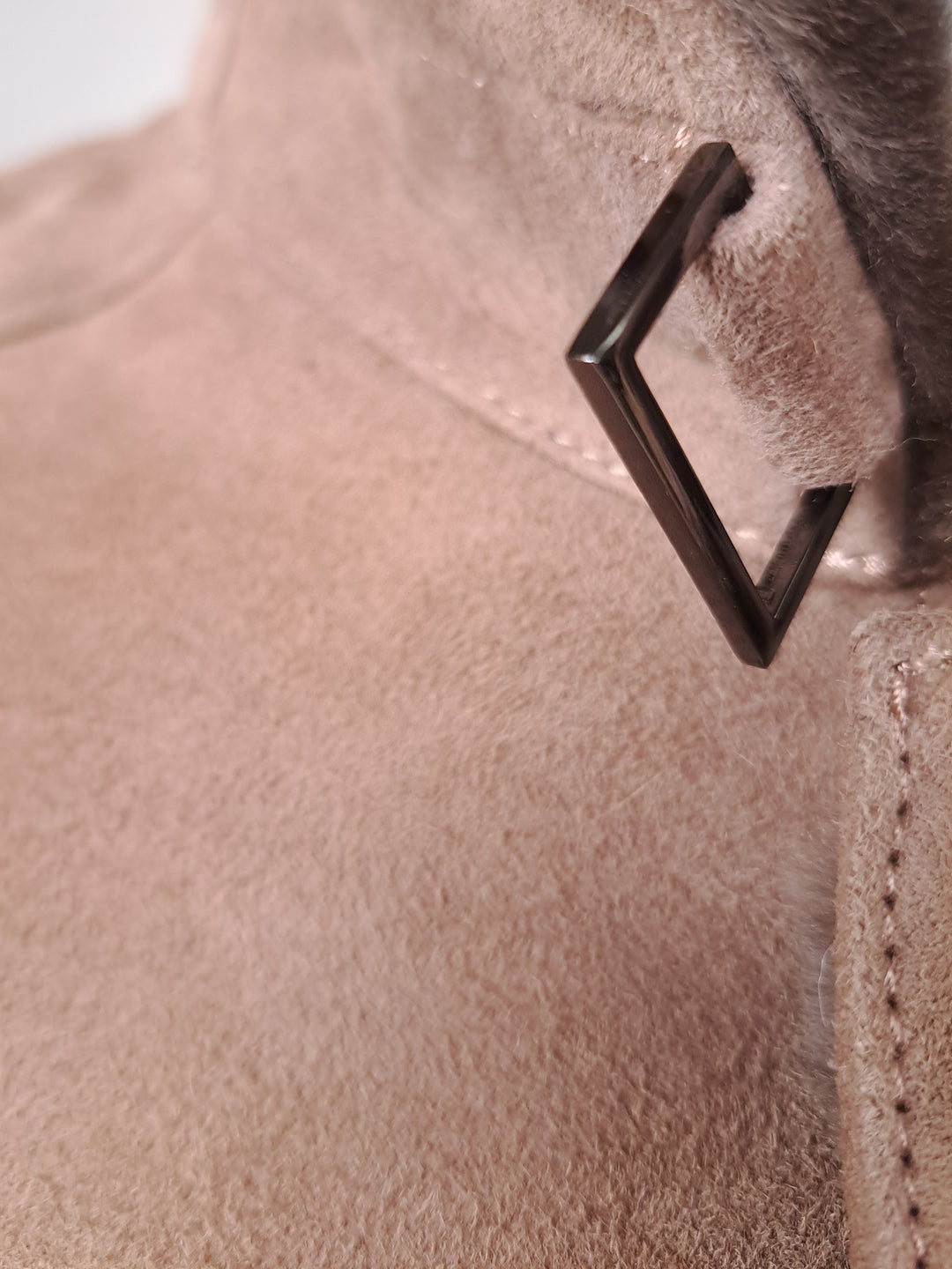 Carlo, 100 cm. - Collar - Suede Lamb - Man - Dark Oak