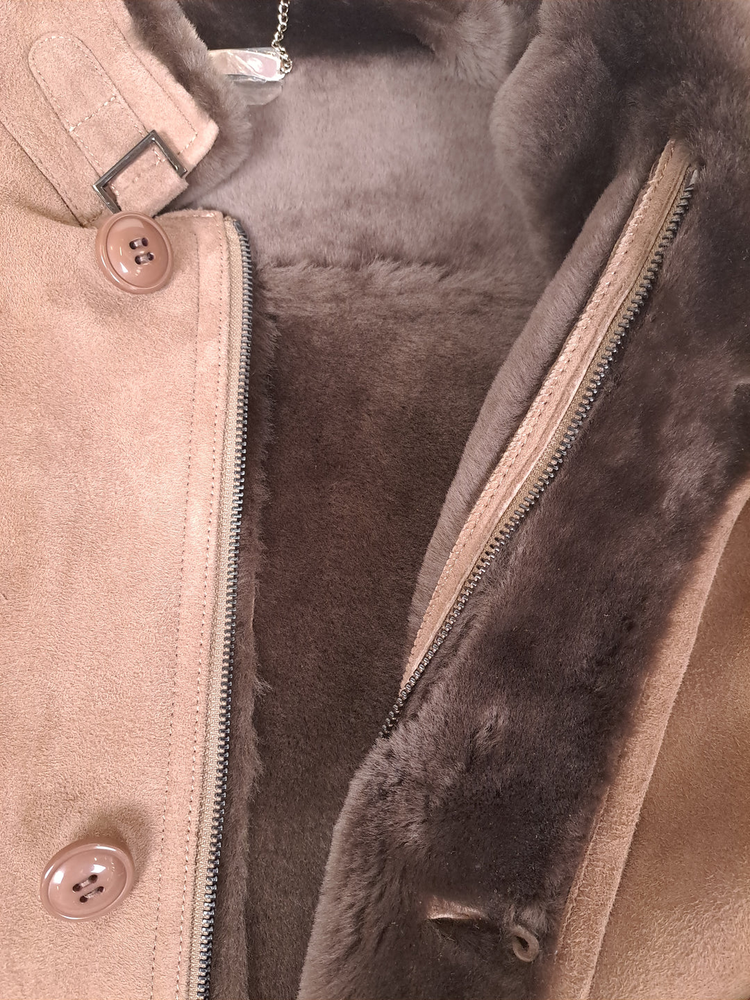 Carlo, 100 cm. - Collar - Suede Lamb - Man - Dark Oak