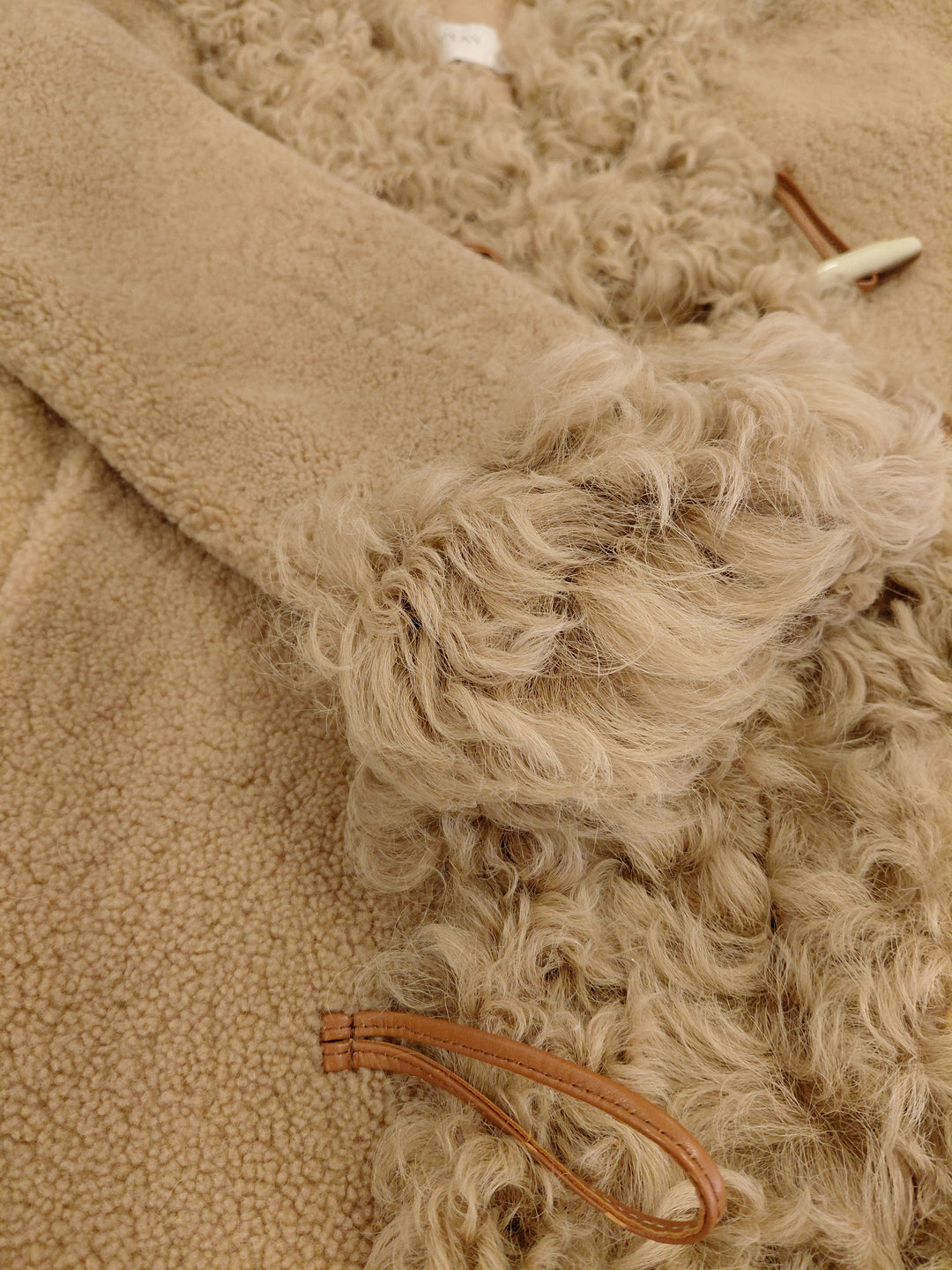 Iresa, 110 cm. Curly Lamb - Women Light Camel