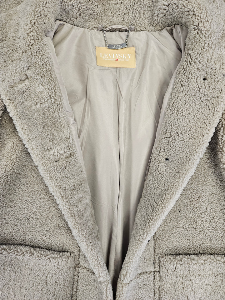 Jinane, 85 cm. Curly Lamb - Women Grey