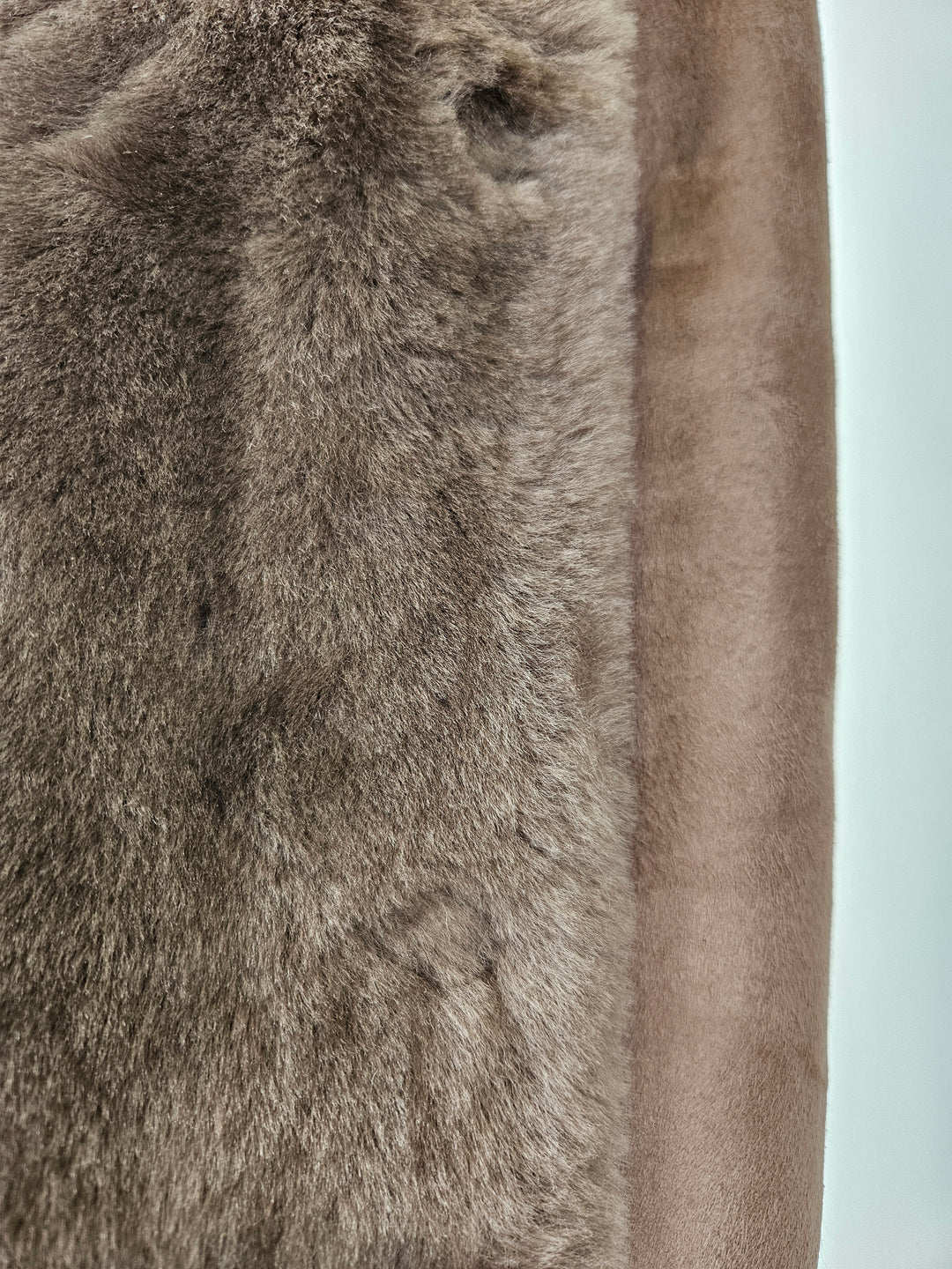 Giorgiana, 95 cm. - Collar Suede Lamb - Women Dark Oak