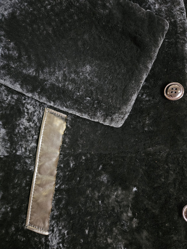 Jallel, 100 cm. Wave Lamb - Man Black