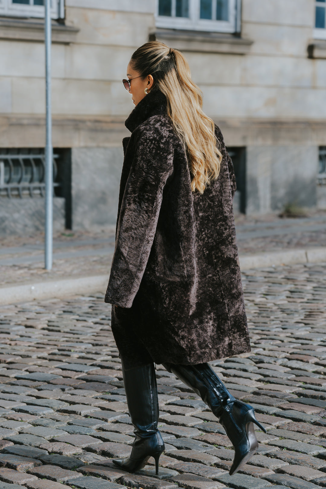 Izel, 95 cm. - Krave - Nappa Lam - Damer - Brun