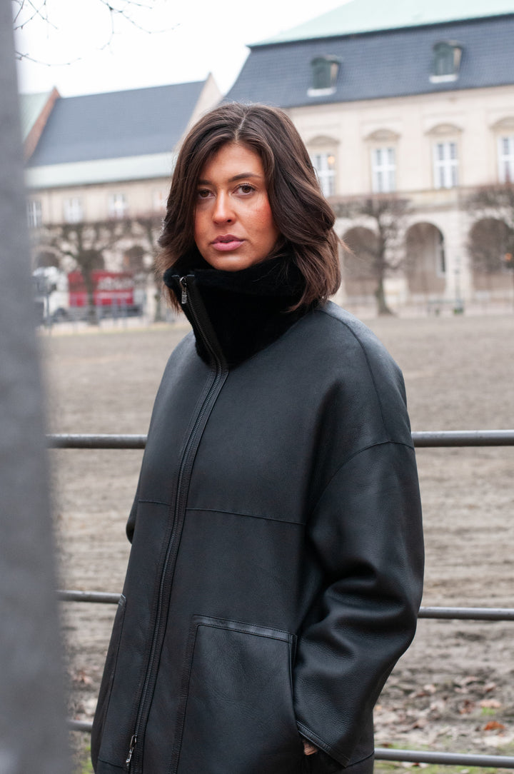 Isilda, 105 cm. - Collar - Nappa Lamb - Women - Black