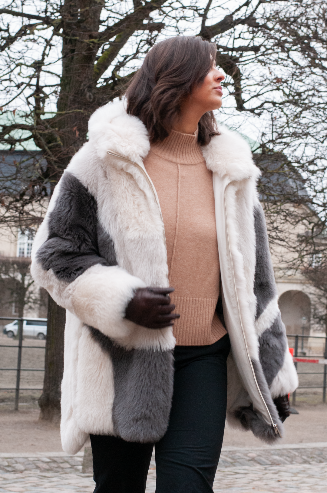 Iphigenie, 85 cm. - Huva - Toscana Lamb - Dam - Grå & Vit