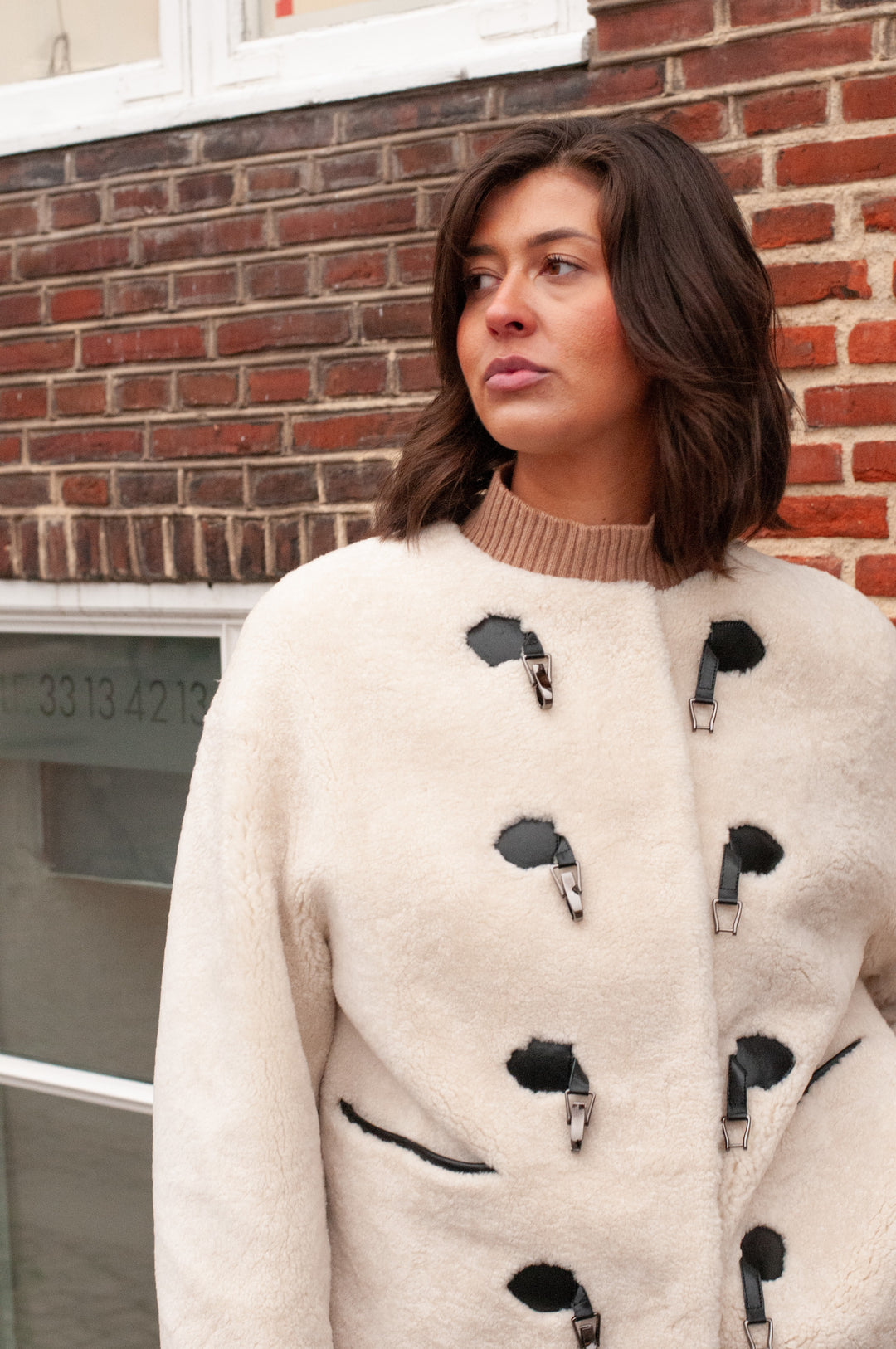 Ila, 65 cm. - Curly Lamb - Women - Beige