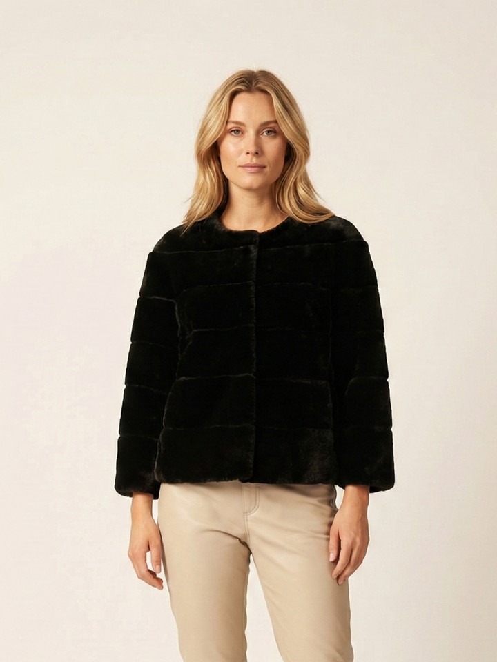 Horiane, 55 cm. - Cordero de cabello liso - Mujeres - Negro