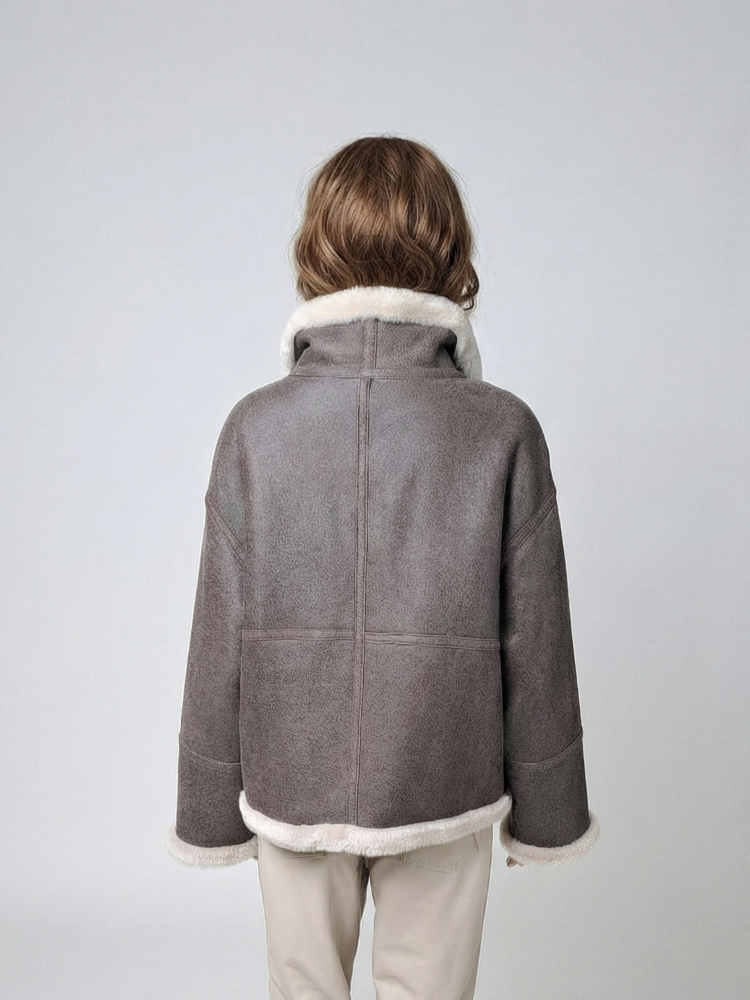 Iolande, 60 cm. - Halsband - Nappa Lamm Crack - Damen - Braun