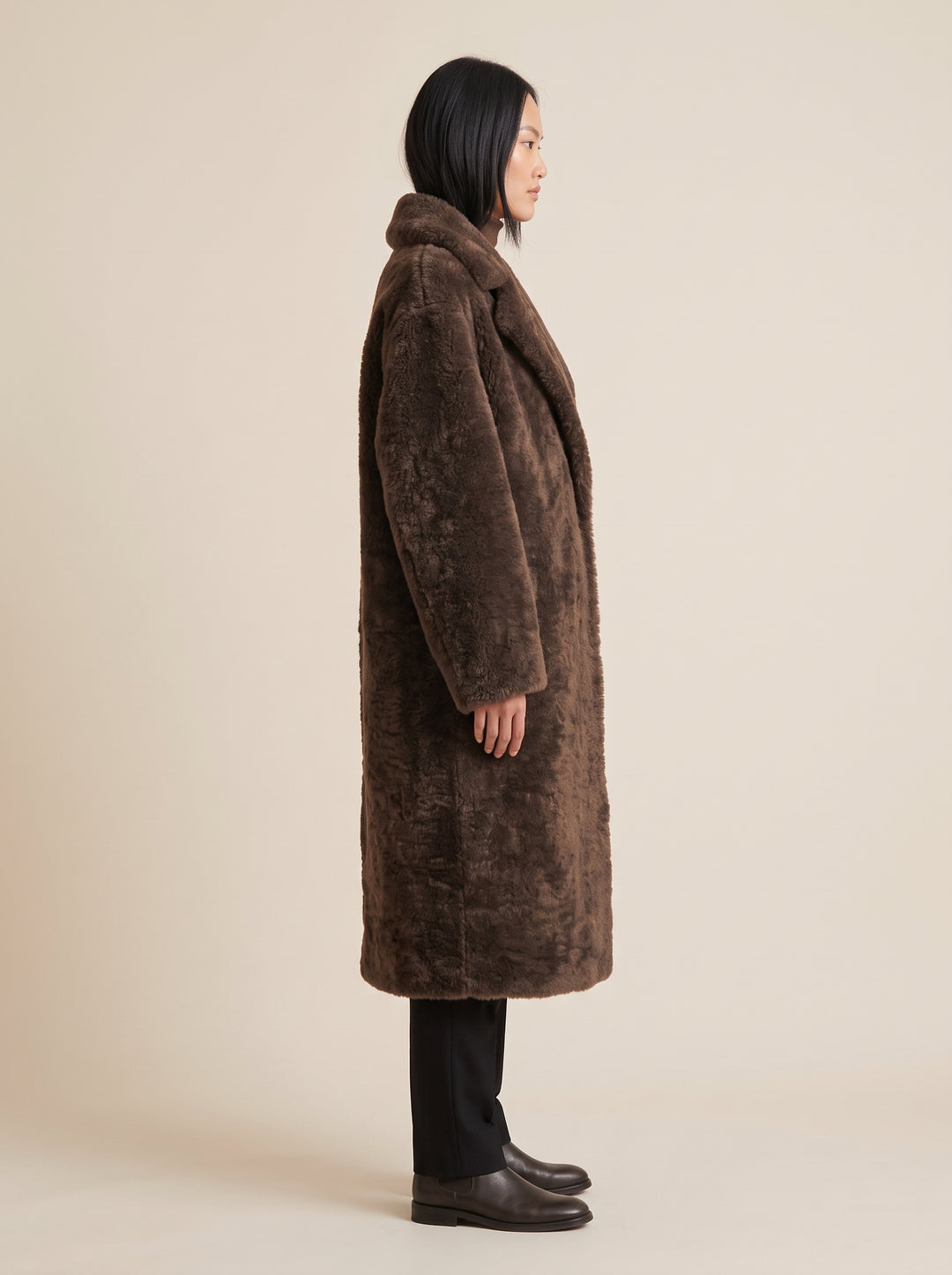 Hella, 95 cm. - Kragen - Curly Lamb - Damen - Y-Braun