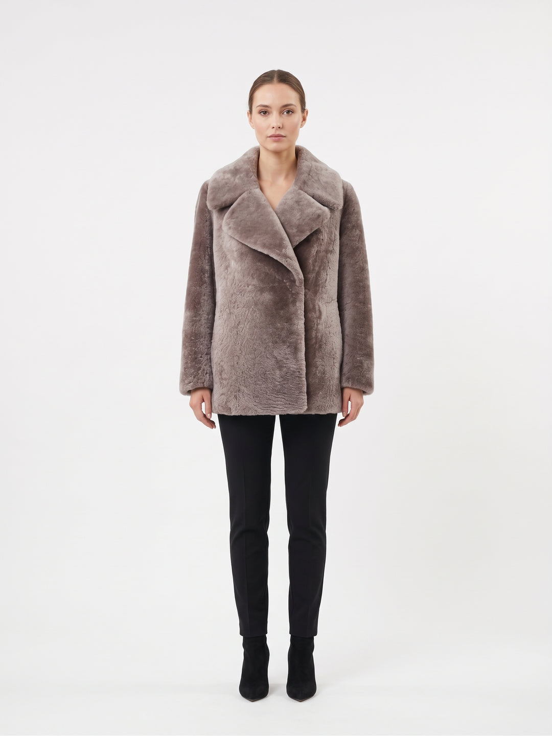 Janka, 70 cm. - Collar Wave Lamb - Women Taupe