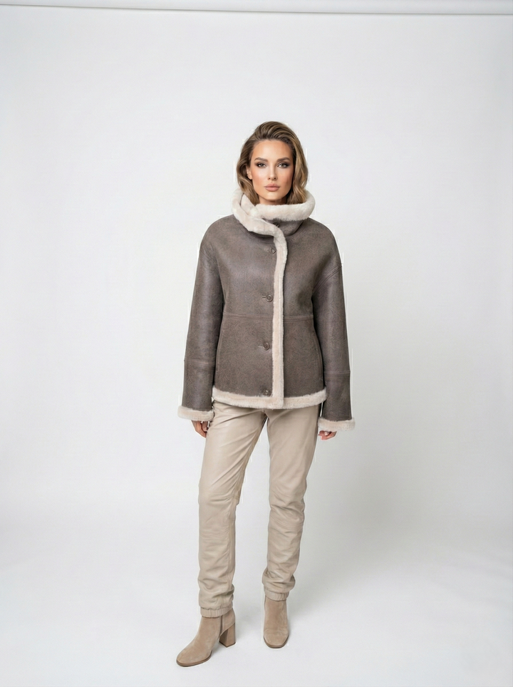 Iolande, 60 cm. - Halsband - Nappa Lamm Crack - Damen - Braun