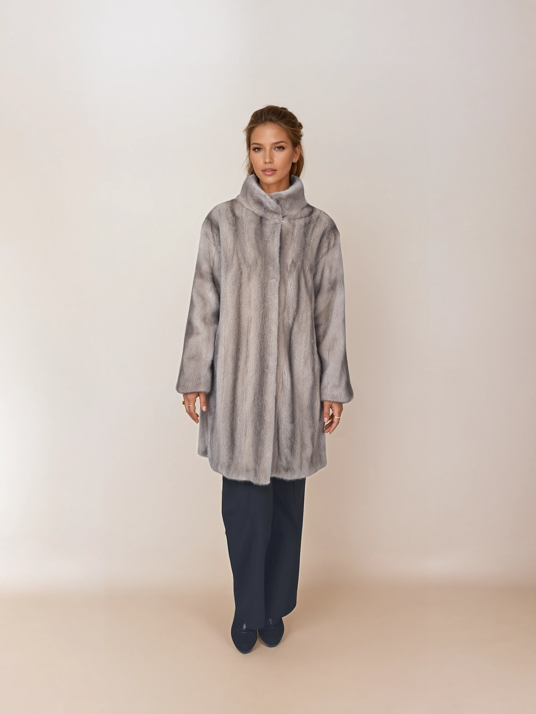 Filuka-A, 90 cm. - Krave - Mink - Damer - Sølvblå