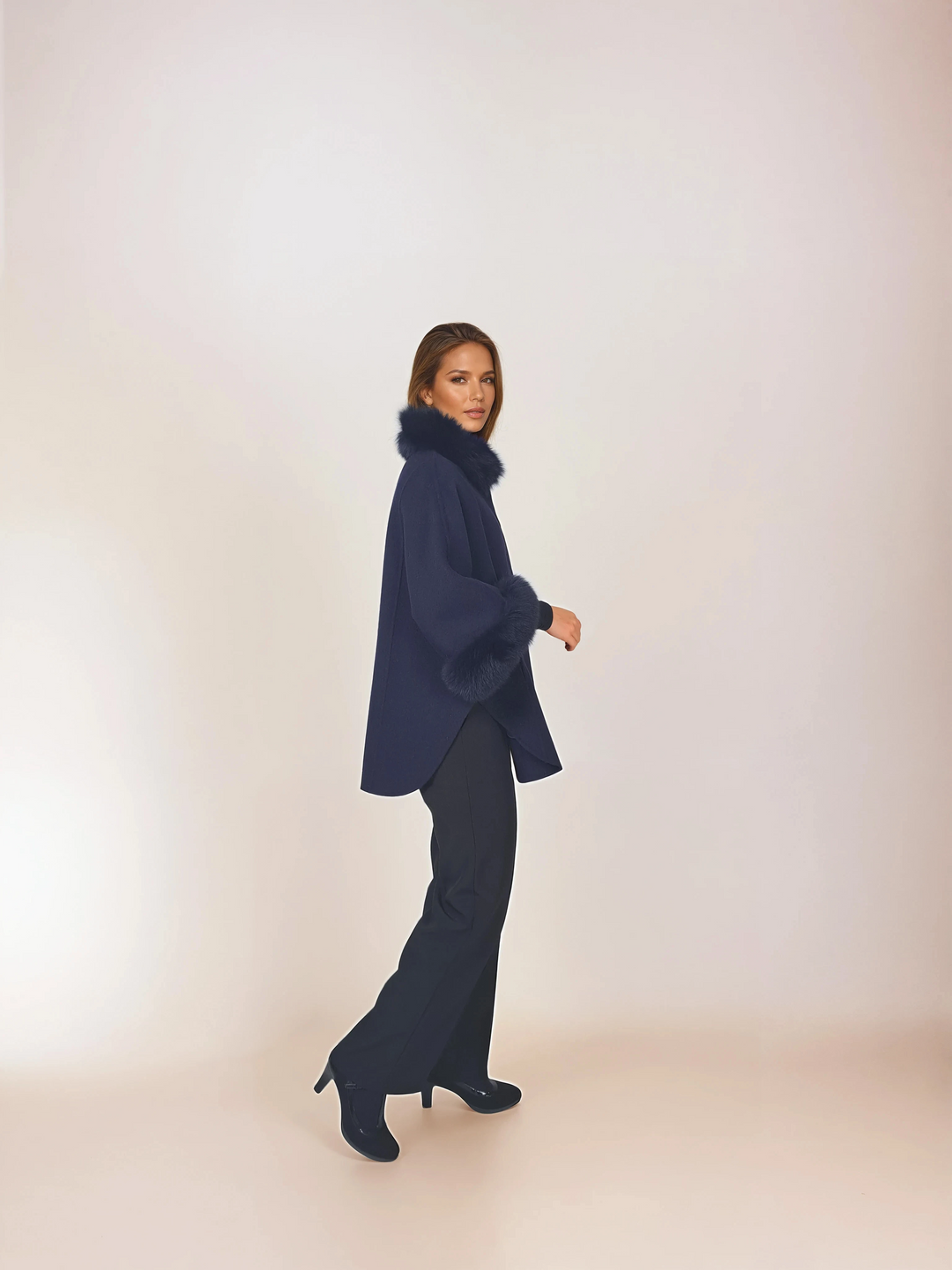 Damini Poncho, 75 cm. - Ull - Konur - Navy