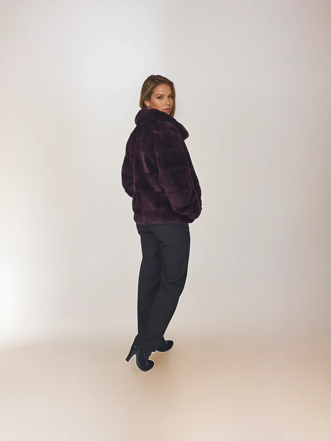 Petrovski, 60 cm. - Collar - Rex - Women - Wine