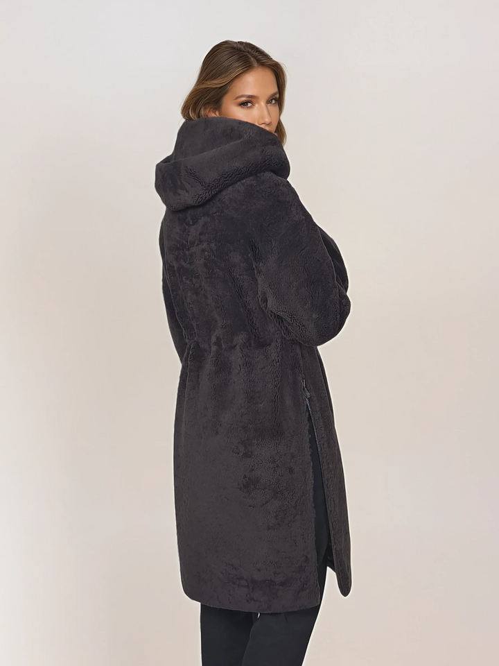 Iluka, 100 cm. - Kapuze - Curly Lamb - Damen - Kaffee