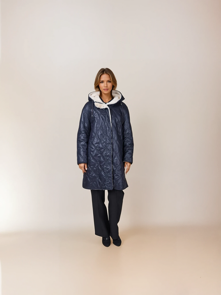 Guernsey, 90 cm. - Huva - Lamm rakt hår - Dam - Vit