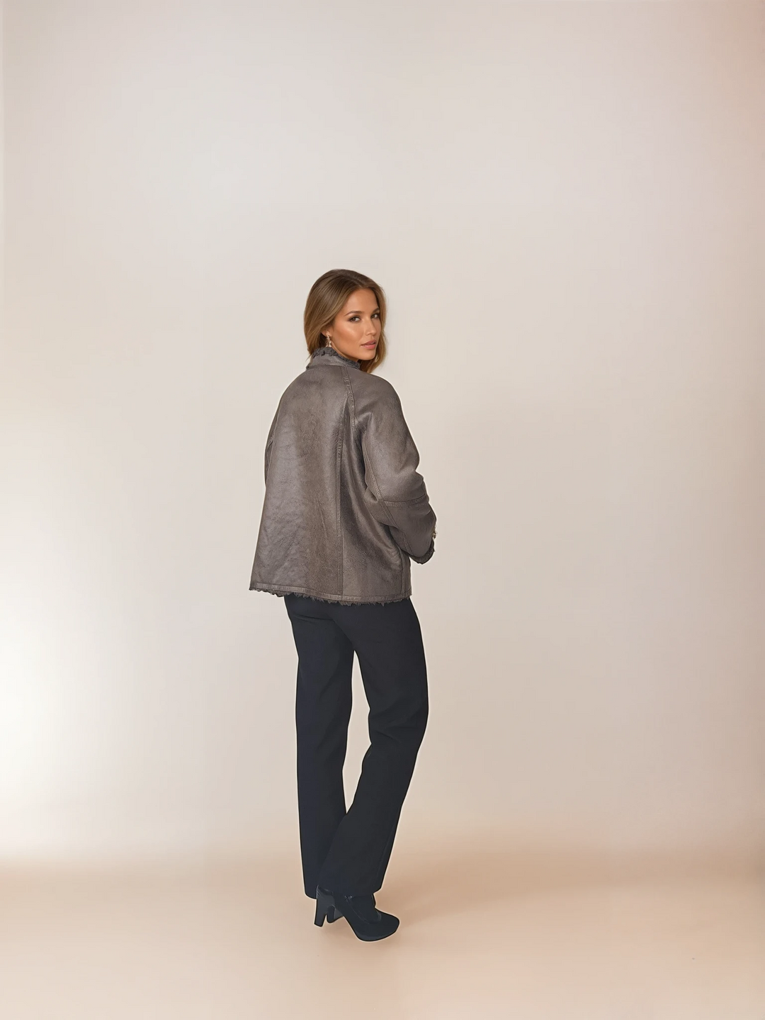 Jouve, 60 cm. - Krave - Air Wool - Damer - Dust Army