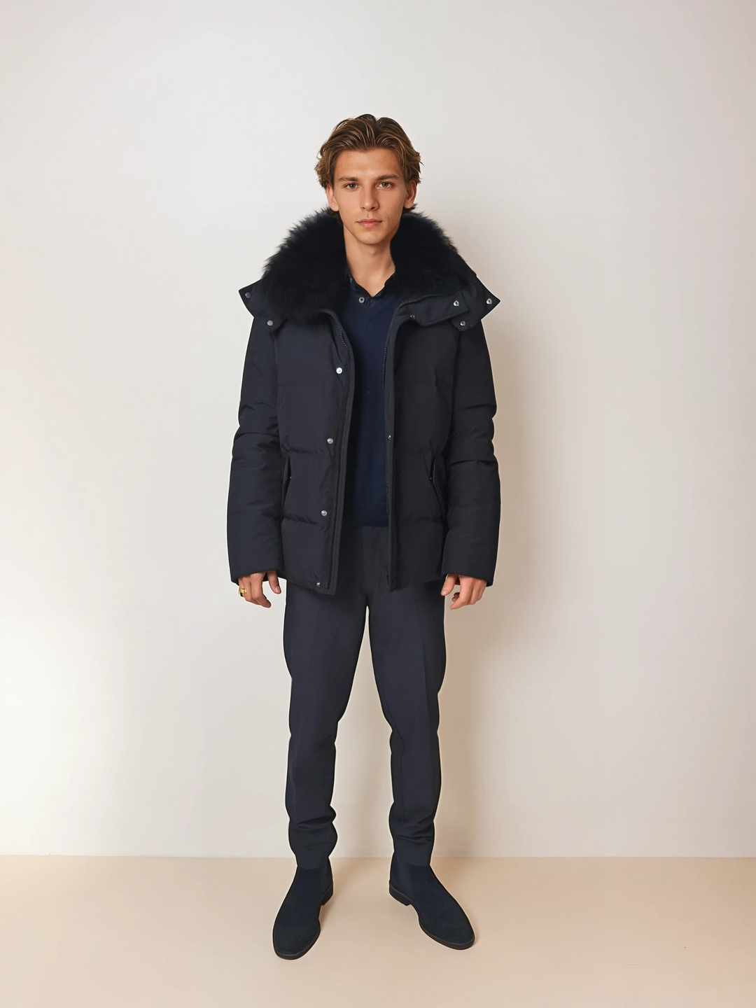 Joshua, 75 cm. - Ned - Mand - Sort