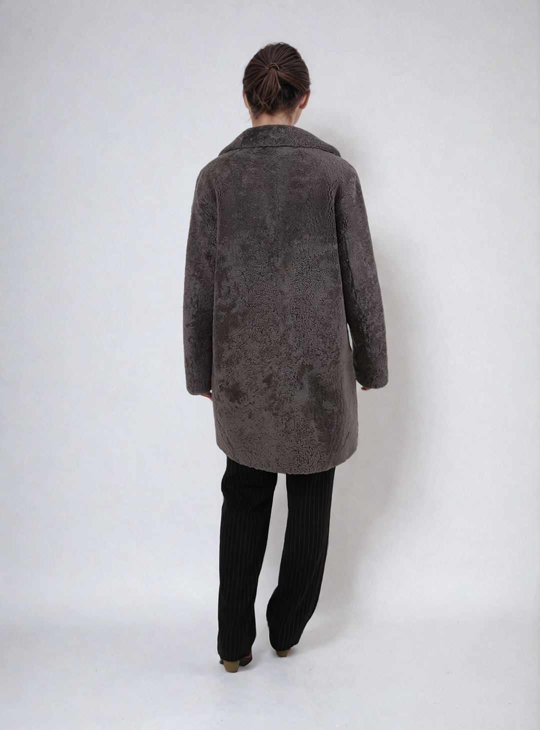 April, 85 cm. - Collar - Curly Lamb - Women - Taupe