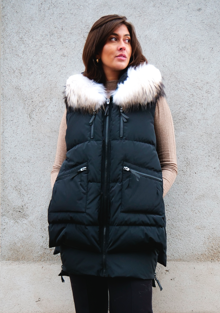Francesca West , 90 cm. Down vest with hood - Women - Black