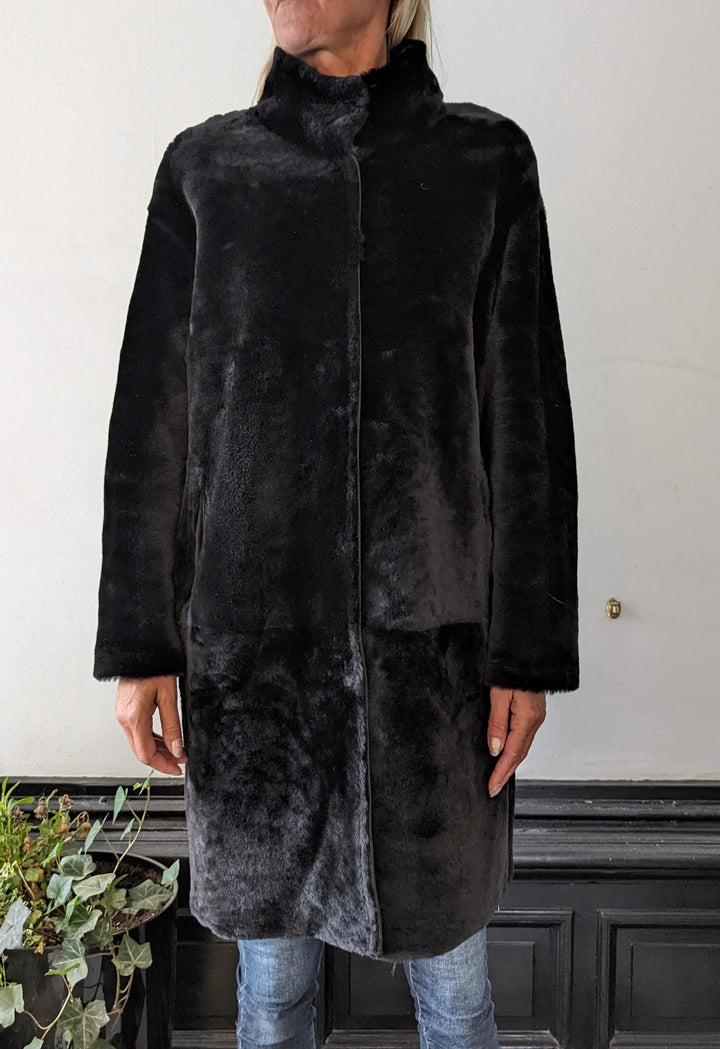 Giorgiana, 95 cm. - Collar - Shearling lamb jacket -Women - Black