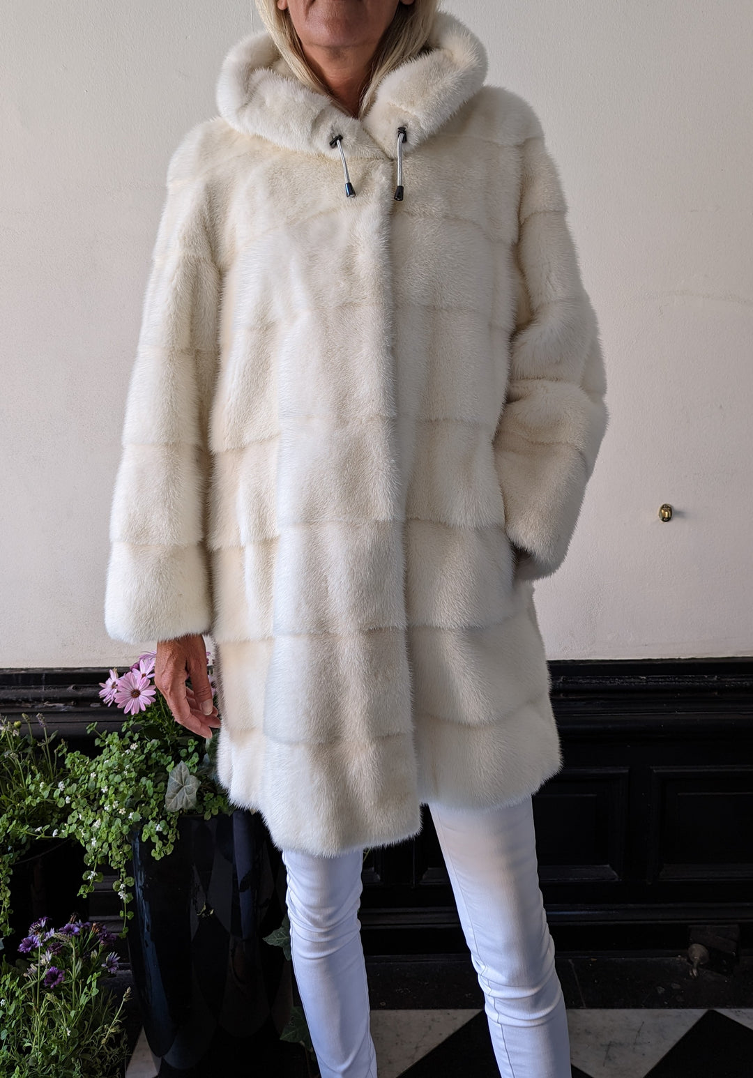 Pia, 85 cm. - Mink Coat - Women - Palomino