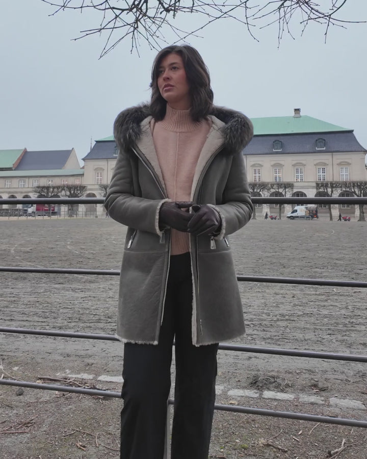 Abella, 85 cm. - Flott lamb - Konur - dökkbrún