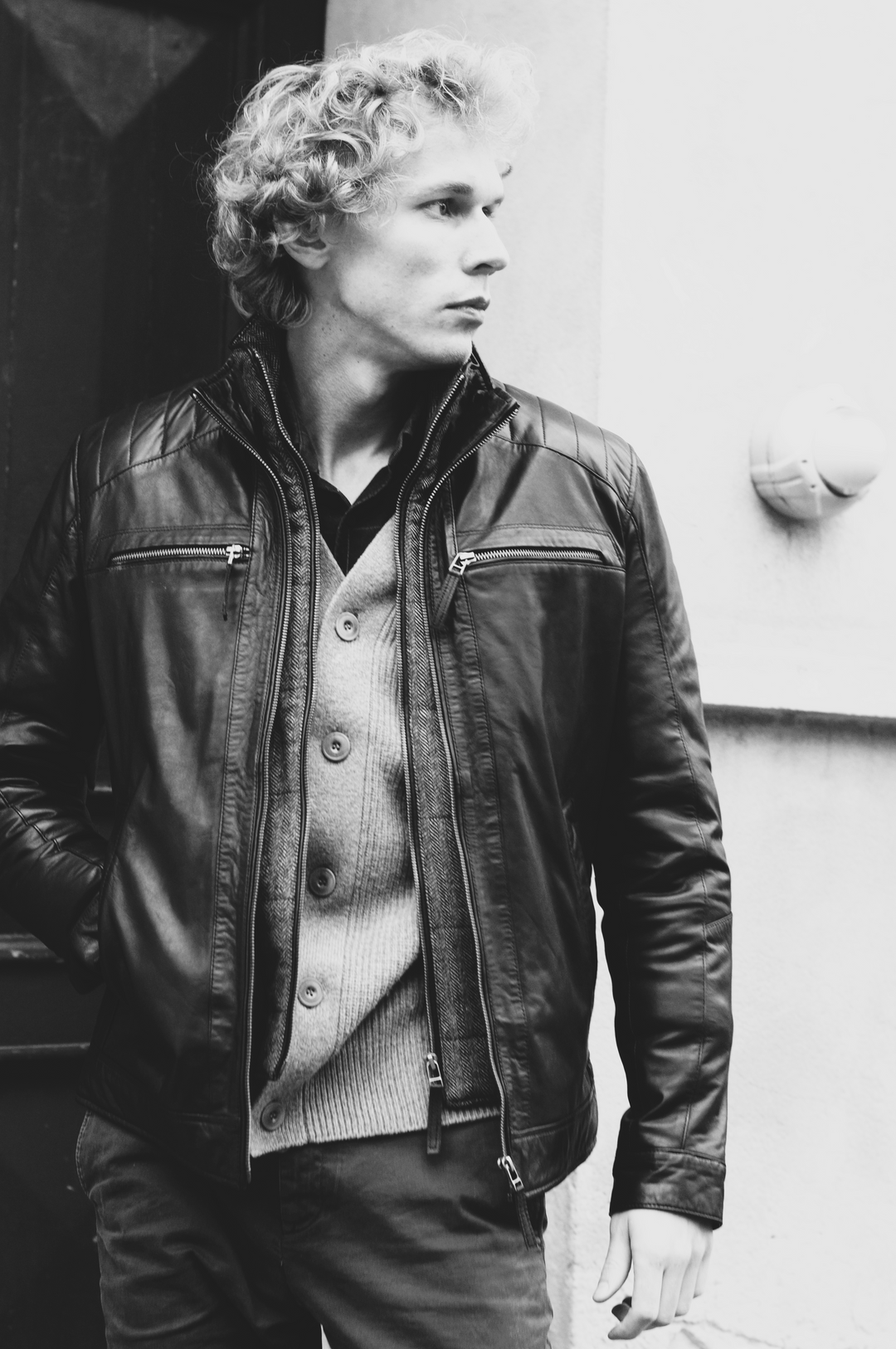 Audrick, 68 cm. - Lamme Malli Læder - Mand - Sort