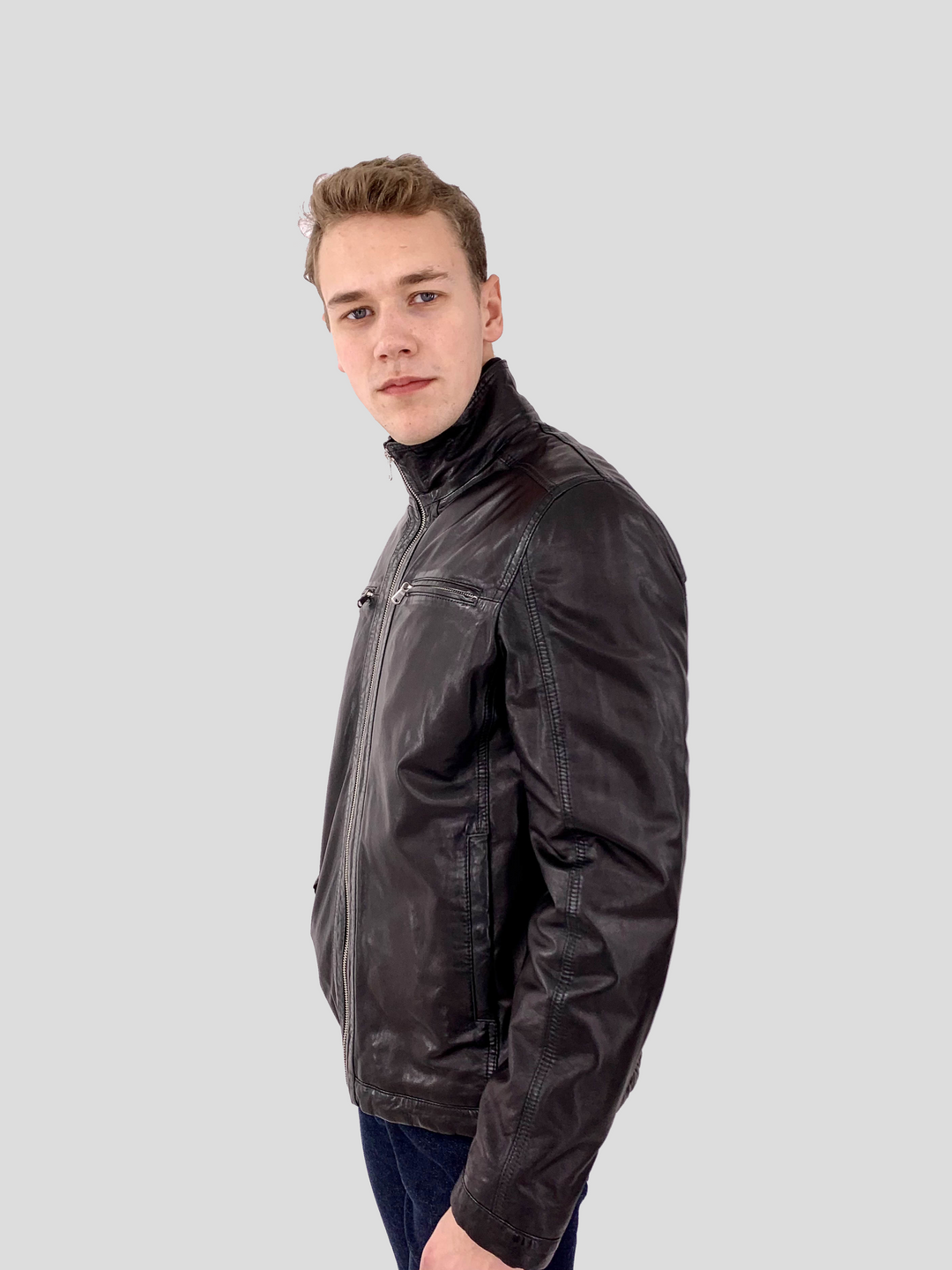 PP-01 - Collar - Lamb Vanilla Leather - Man - Black / Læderjakke
