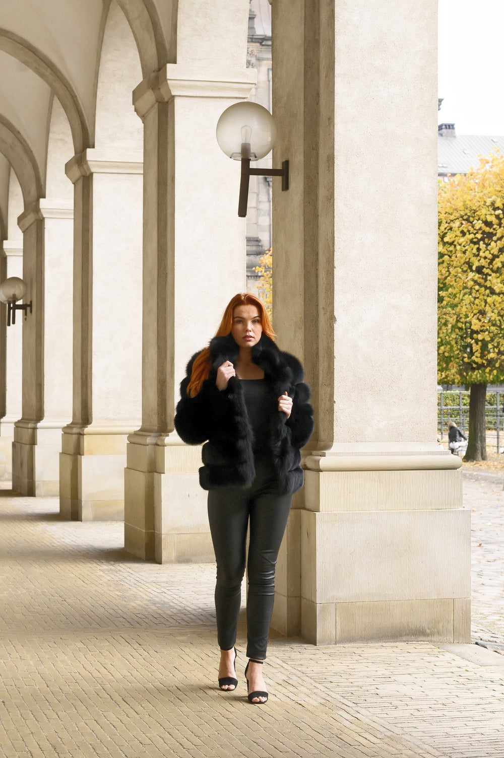 Virginia, 60 cm. - Blue Fox - Women - Black / Ræve Pels - Levinsky - Kvinde | STAMPE PELS